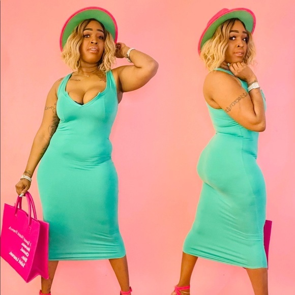 J. ELISE BOUTIQUE NEW TRENDY KELLEY GREEN SPLIT NECK‎ TANK TOP DRESS - Picture 3 of 3